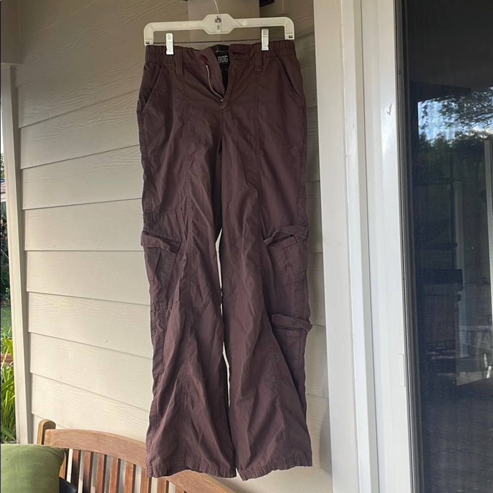 BDG Urban Outfitters Brown Cargo pants - size S
